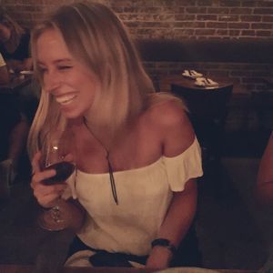 Meet your Posher, Caroline